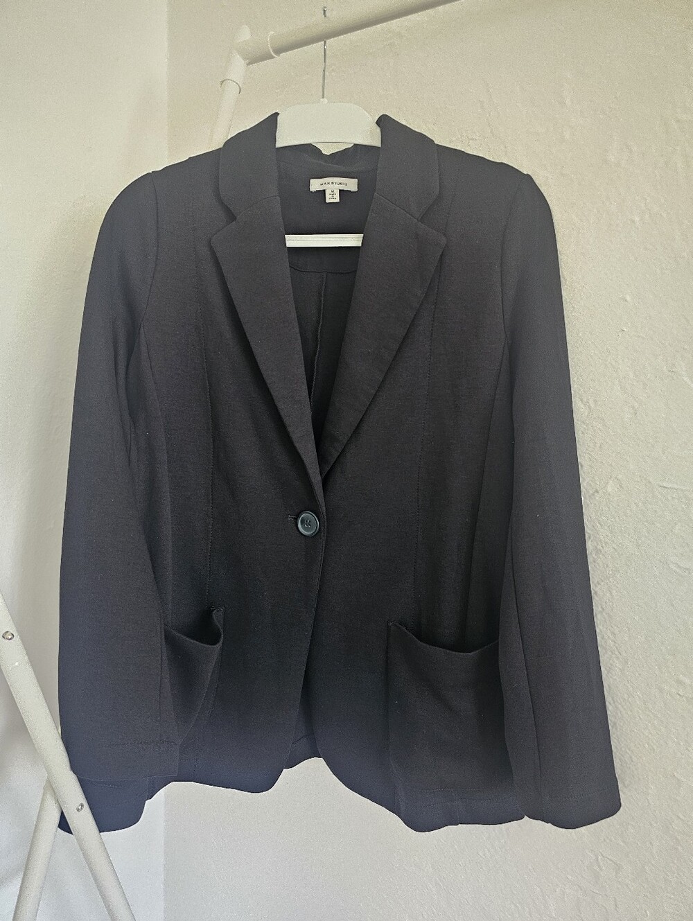 Max Studio Black Single-Button Tailored Blazer